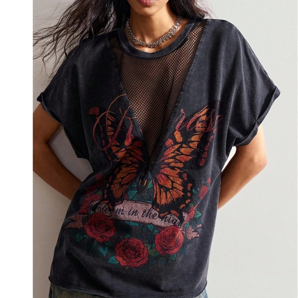 Mineral Wash Mesh Butterfly Rose print Loose Fit Top - Picture 4 of 6